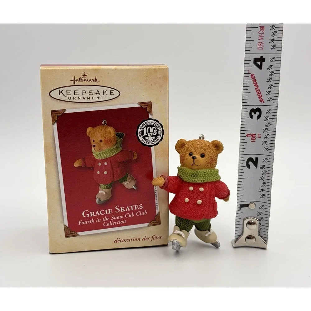 Hallmark 2002 Gracie Skates Snow Cub Club Teddy Bear Christmas Ornament Vintage
